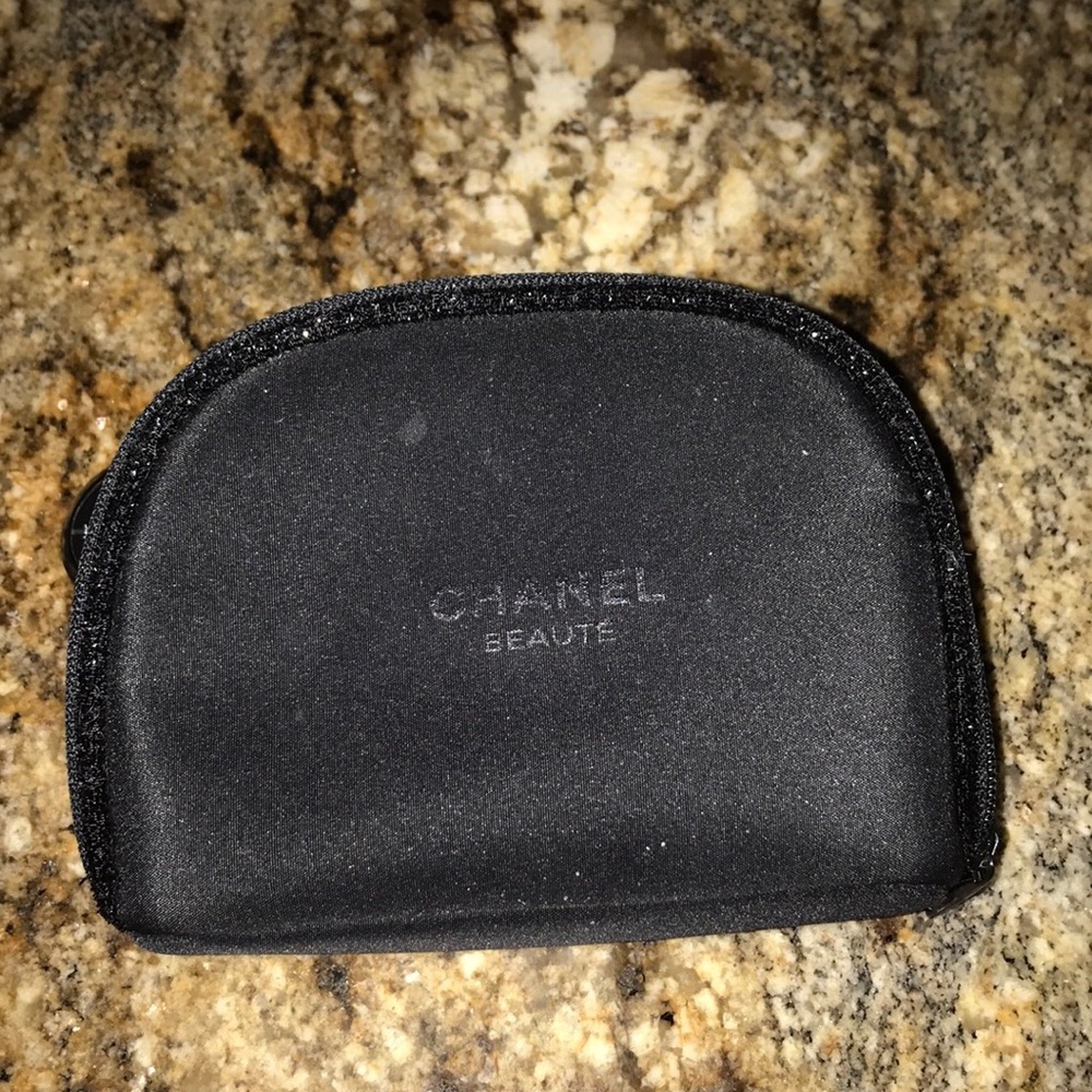 Small cute make up bag